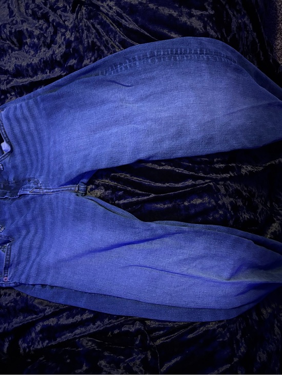 American Eagle Outfitters Denim - American Eagle Outfitters Straight Leg Jeans - Blue